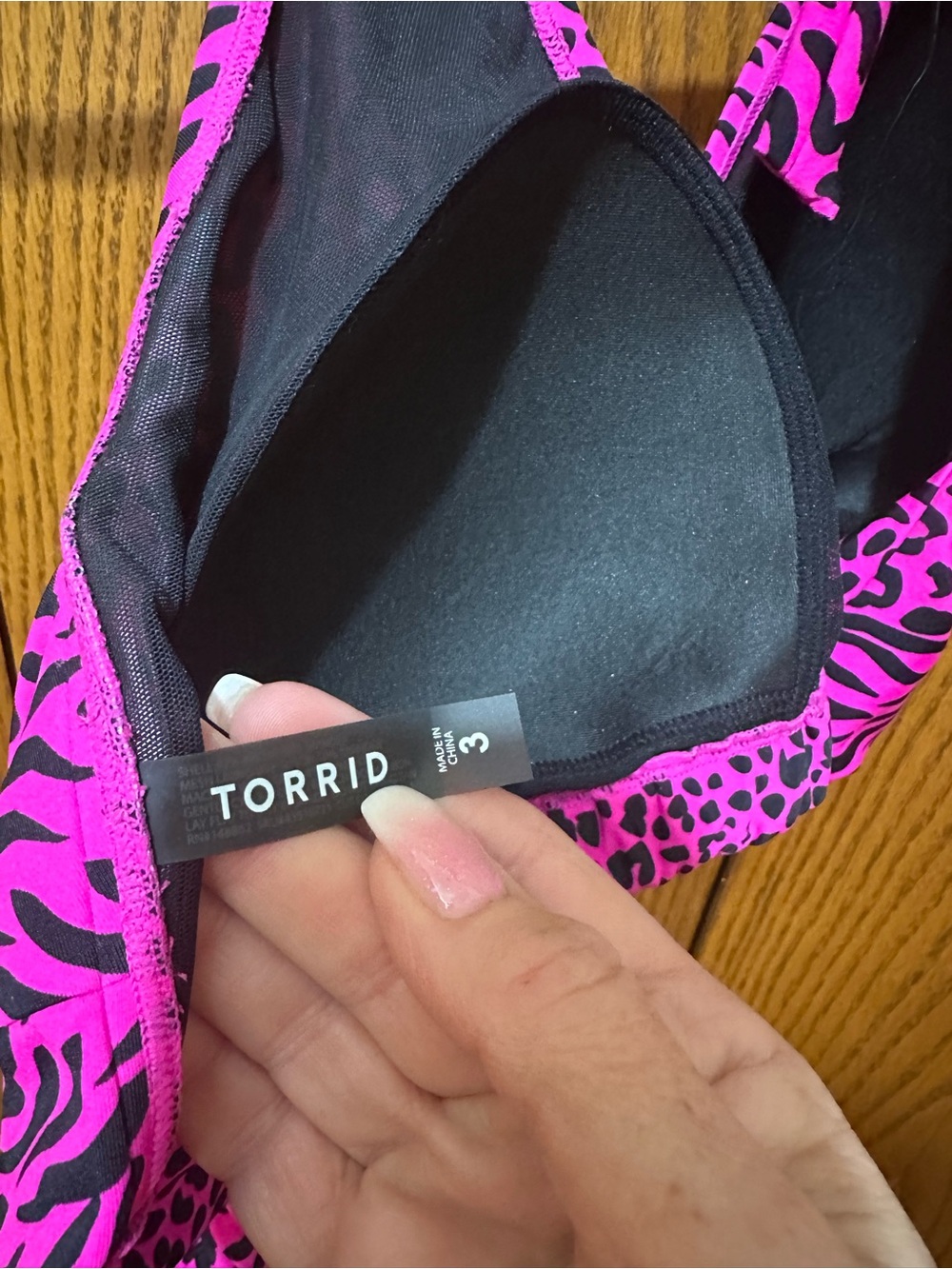 Torrid Pink Animal Print Bikini Swim Top Size 3 - Picture 3 of 3